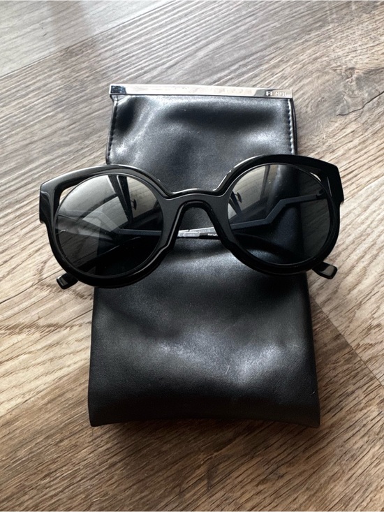 Fendi Accessories - Fendi Cateye Sunglasses Anna Delvey